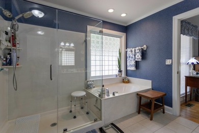Welcome to 30 Sandstone Ln, where comfortable one-level living - photo 31