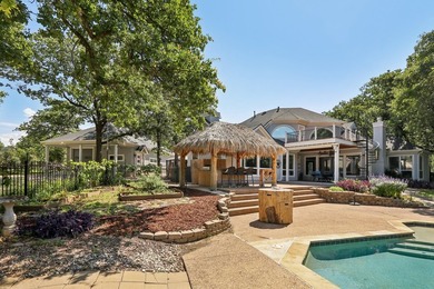 Experience one of the most extraordinary waterfront estates in - photo 34