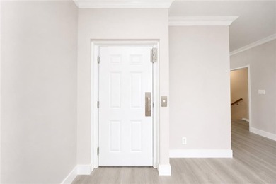 EXCEPTIONAL NEW CONSTRUCTION IN PRIME GRAVESEND - EACH RESIDENCE - photo 6