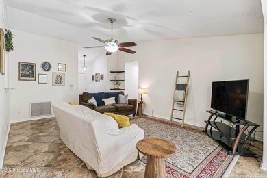 Welcome home to this well-maintained 3 bedroom, 2 bath residence - photo 8