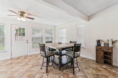 Welcome home to this well-maintained 3 bedroom, 2 bath residence - photo 10
