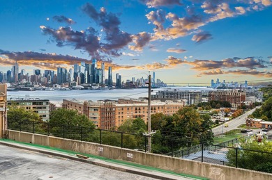 Step into the South East Corner with Inspiring Iconic NYC