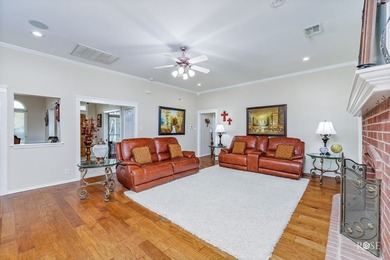 Every turn in this impeccably designed, Southland Hills home - photo 7