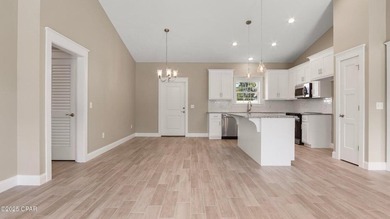 This adorable new construction is close to restaurants, shopping - photo 2