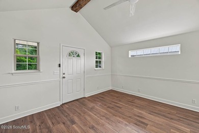 Additional listing photo 4