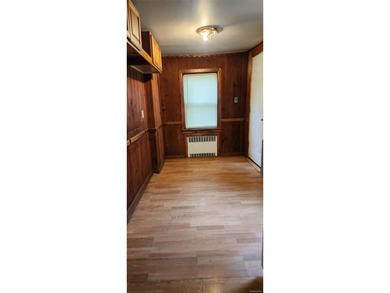 LOW TAXES!! Perfect starter home features 2 bedrooms, full bath - photo 12