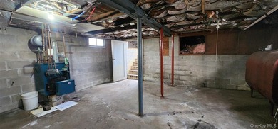 LOW TAXES!! Perfect starter home features 2 bedrooms, full bath - photo 17