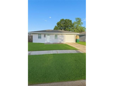 Lake Pontchartrain Home For Sale in Kenner Louisiana