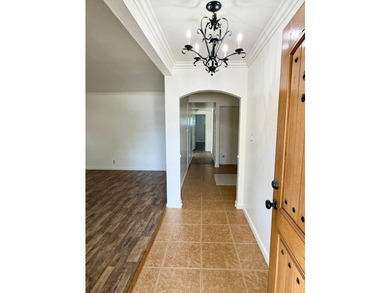 Recently remodeled. Please do not use ShowiTime. There's Supra - photo 6