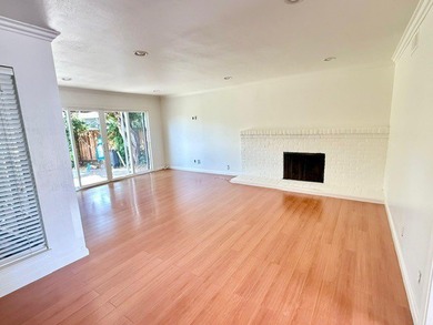 Recently remodeled. Please do not use ShowiTime. There's Supra - photo 8