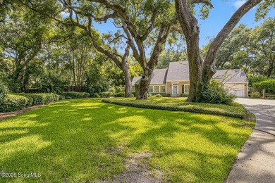 Nestled on a secluded mid-island cul-de-sac beneath a - photo 6