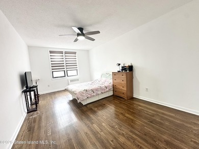 Don't miss this bright and comfortable 2-bedroom condo in the - photo 9