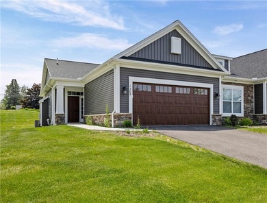 It's perfect! A showstopper! Barely lived in! The owners built - photo 2