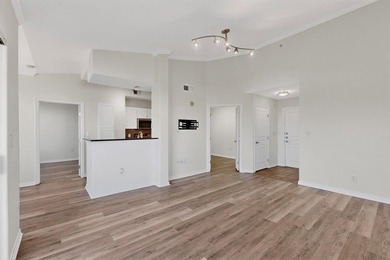 Lake Condo For Sale in Irving, Texas