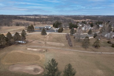 Are you dreaming of living on a golf course? Here's your chance - photo 3