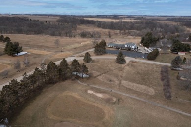 Are you dreaming of living on a golf course? Here's your chance - photo 4