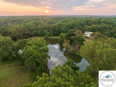 (private lake, pond, creek) Home For Sale in Clinton Missouri