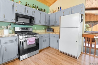 Located in the highly desirable Upper Moonridge area, this - photo 10