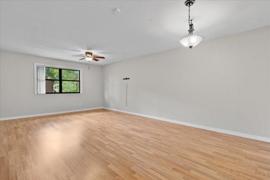 Welcome to Strathmore Gate West, a active adult community in the - photo 11