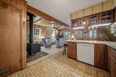 Welcome to lake life at its finest on beautiful Lake Eau Claire! - photo 6