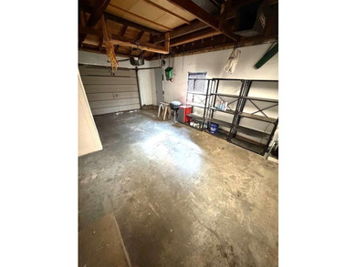 Well maintained, split-level ranch in great neighborhood. Step - photo 24