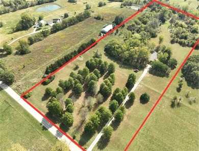 (private lake, pond, coastal) Home For Sale in Kingsville Missouri