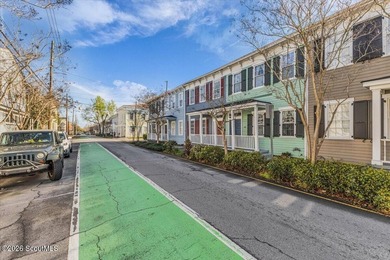 Experience the charm of Historic Savannah in this beautifully - photo 4