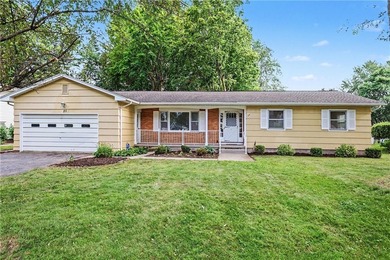With fresh cosmetic updates throughout, 25 Gayla Dr reflects the - photo 1