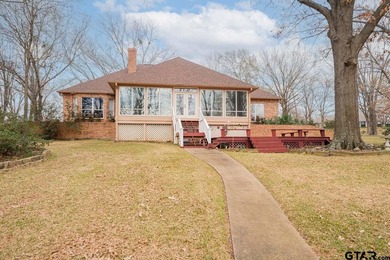 Appealing waterfront home on beautiful Lake Bob Sandlin, built - photo 2