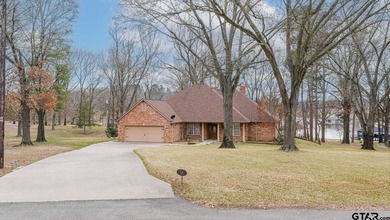 Appealing waterfront home on beautiful Lake Bob Sandlin, built - photo 8