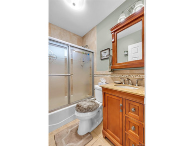 Welcome to this well-maintained 3-bedroom, 1-bathroom home - photo 16