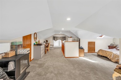 Welcome to this well-maintained 3-bedroom, 1-bathroom home - photo 19