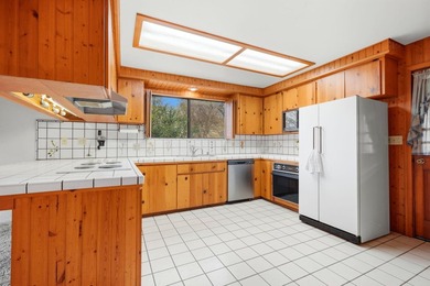 Set among the trees just minutes from the heart of Three Rivers - photo 28