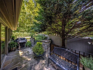Lake Condo For Sale in Lake Toxaway, North Carolina
