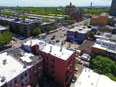 Prime location investment property featuring 17 residential - photo 5