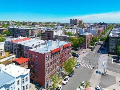 Prime location investment property featuring 17 residential - photo 7