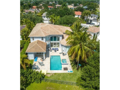 (private lake, pond, creek) Home For Sale in Delray Beach Florida