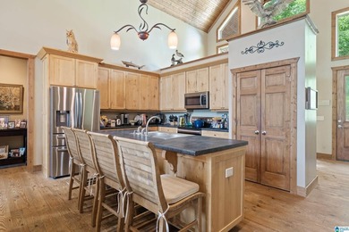 Beautiful 3-bedroom, 3 1/2 bath lakefront home that truly has it - photo 11