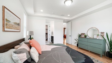 Stunning two-story home in quiet Ridge View Estates, Salem - photo 20