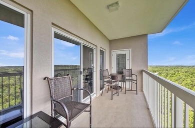 This spacious, 10th floor, open layout is one of the best on the - photo 28