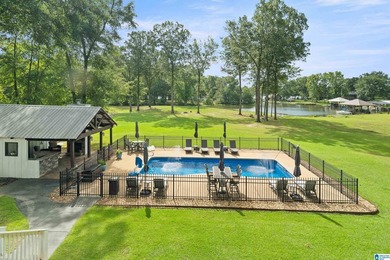 Beautiful 3-bedroom, 3 1/2 bath lakefront home that truly has it - photo 38