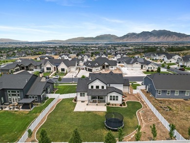 Stunning two-story home in quiet Ridge View Estates, Salem - photo 41