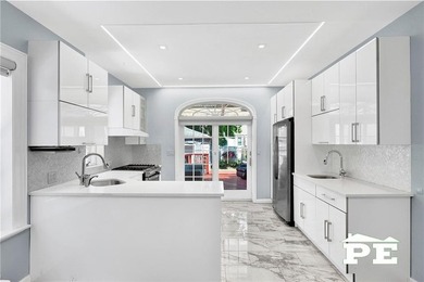 Beautiful Brick One Family Home for sale in Marine Park. This - photo 2