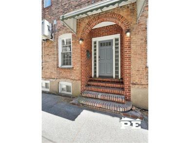 Beautiful Brick One Family Home for sale in Marine Park. This - photo 4
