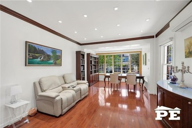 Beautiful Brick One Family Home for sale in Marine Park. This - photo 5
