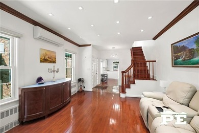 Beautiful Brick One Family Home for sale in Marine Park. This - photo 7