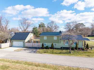 Lake Cumberland Home For Sale in Somerset Kentucky