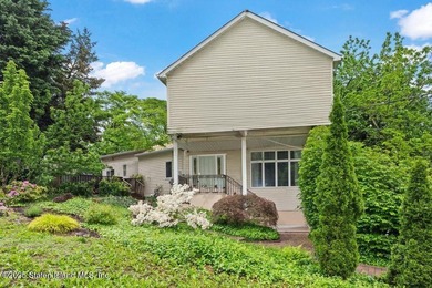 MODERN ELEGANCE WITH WINTER VIEW,LOCATED IN A QUIET STREET WHICH - photo 3