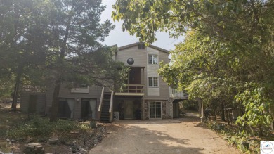 (private lake, pond, creek) Home For Sale in Edwards Missouri