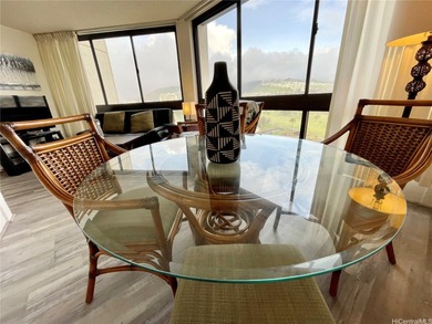 Back on the market due to the buyer's inability to fulfill their - photo 3